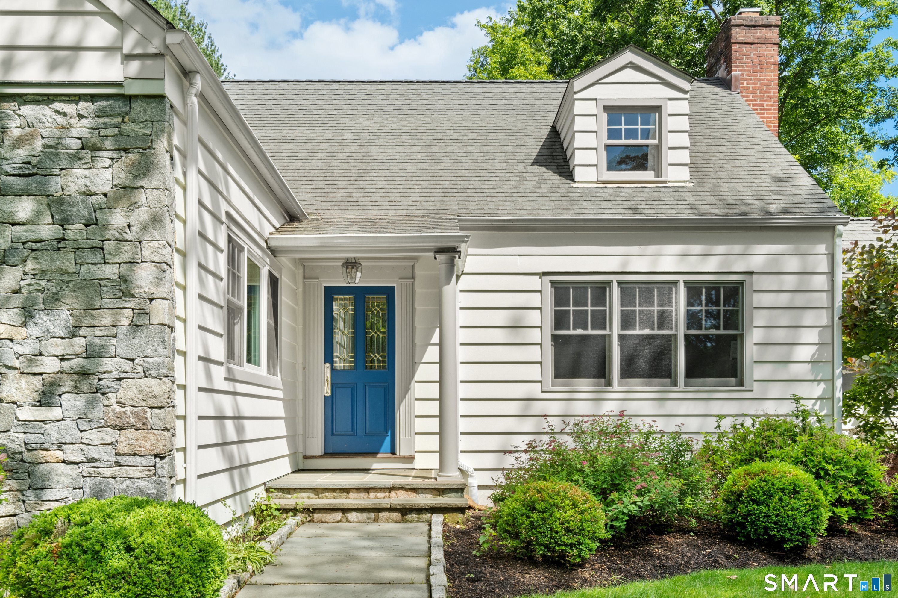 18 Silver Brook Road Westport, CT 06880 - Photo 11 of 12