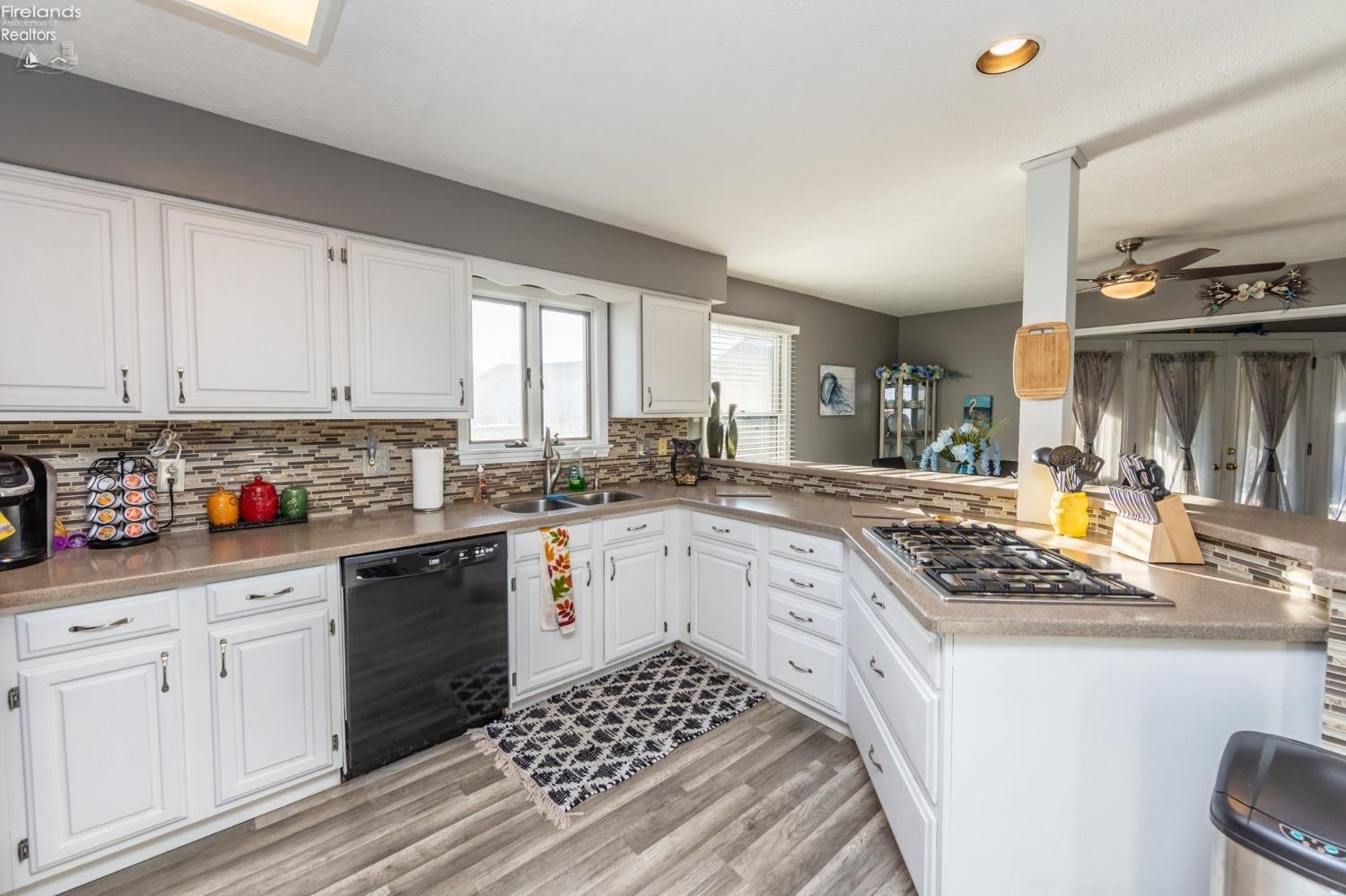 1228 Cleveland Road East Huron, OH 44839 - Photo 13 of 52 Gallery Image 13