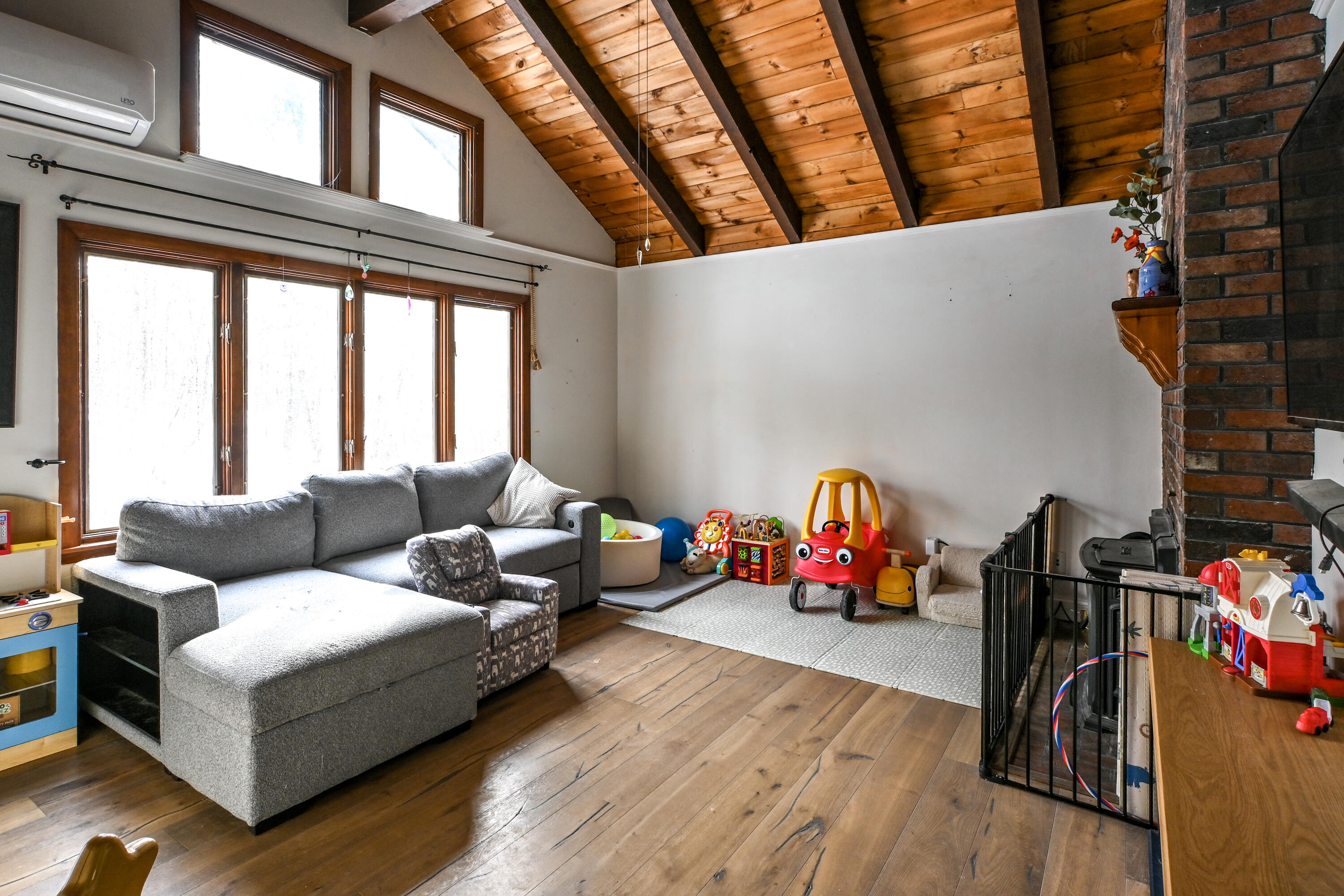 57 Wescott Road Gorham, ME 04038 - Photo 3 of 28 57WescottRd-8