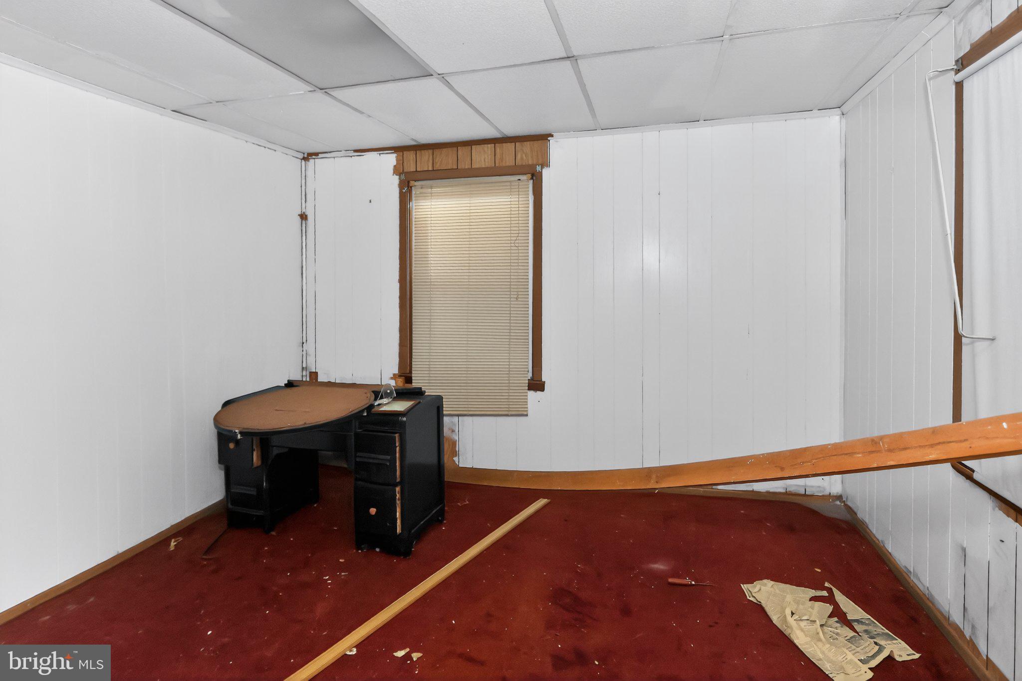 113 Cannaday Street Beckley, WV 25801 - Photo 10 of 14 a room with a table and chairs