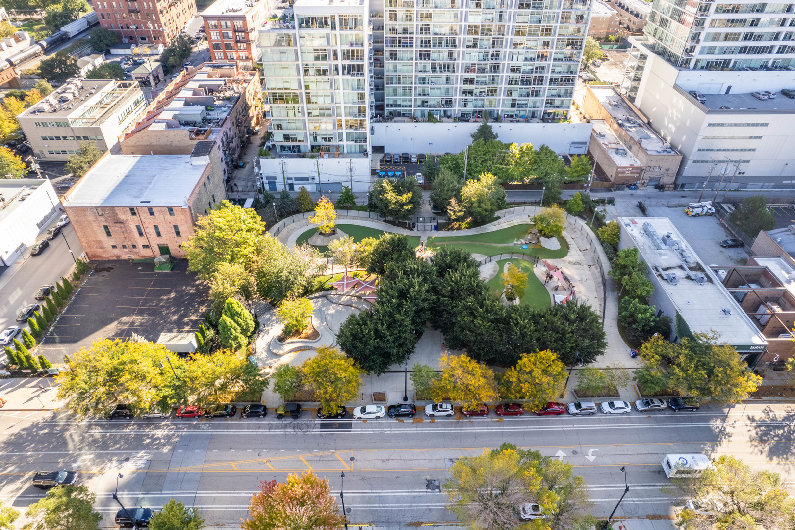 50 East 16th Street, Unit 411 Chicago, IL 60616 - Photo 21 of 22 an aerial view of multiple house