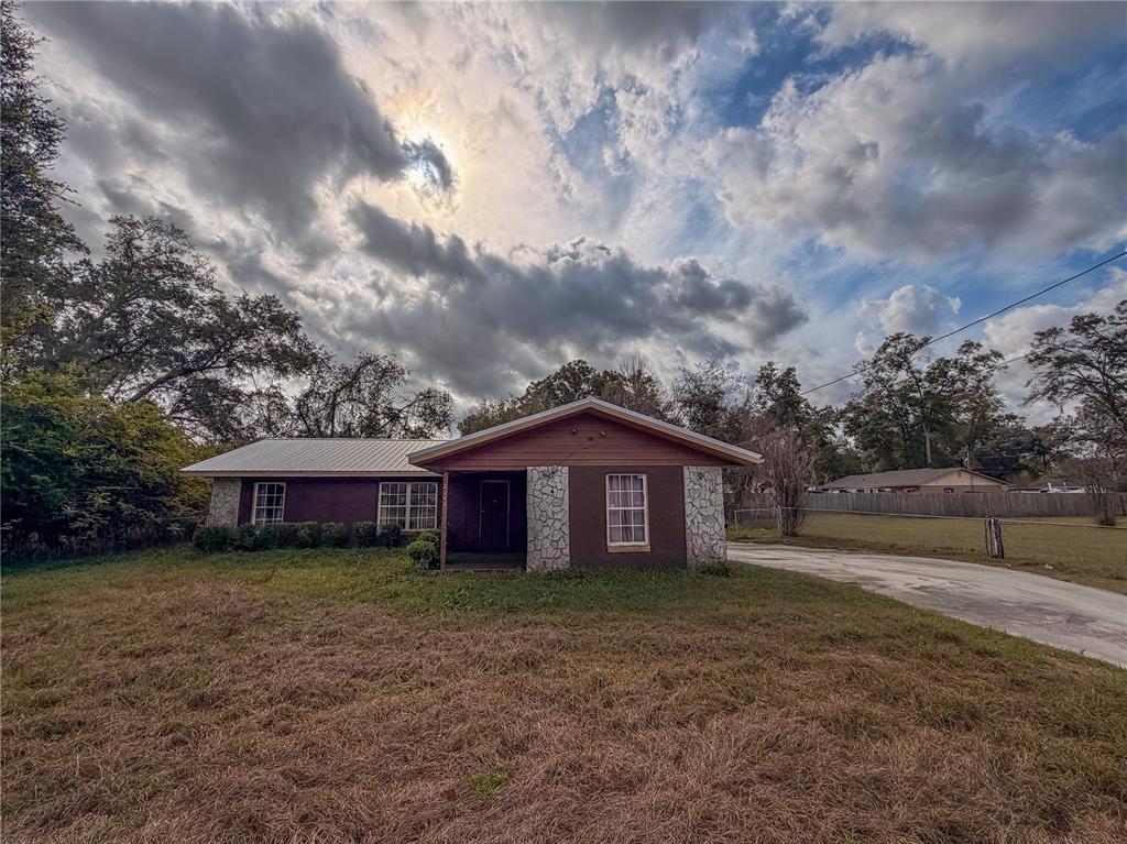 2042 Northeast 44th Street Ocala, FL 34479 - Photo 1 of 1