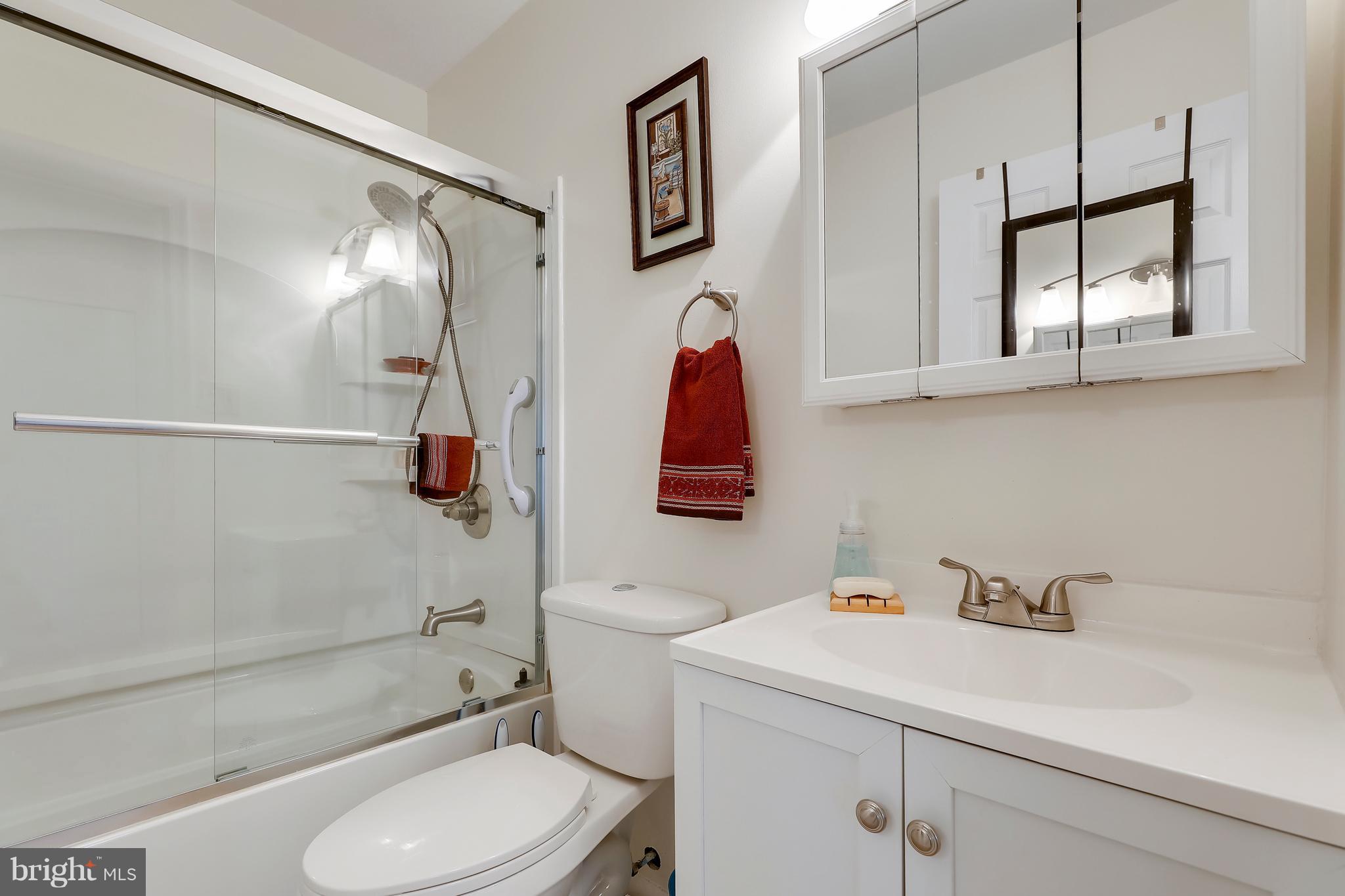 1318 Greyswood Road Odenton, MD 21113 - Photo 20 of 30 Main bath