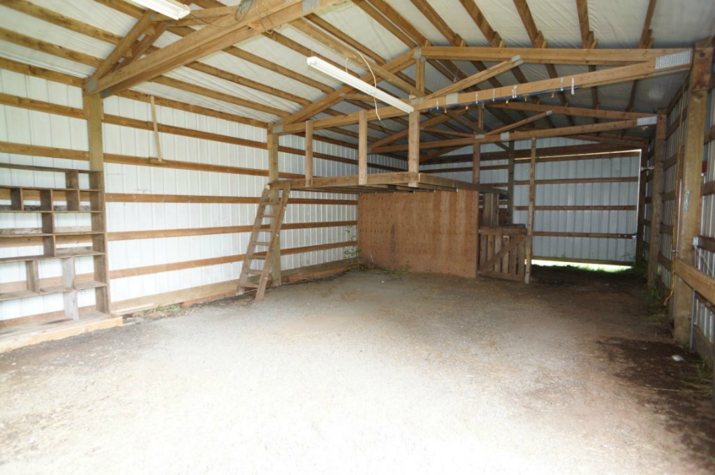 550 Beebe Road East Castle Rock, WA 98611 - Photo 3 of 15 Gallery Image 3
