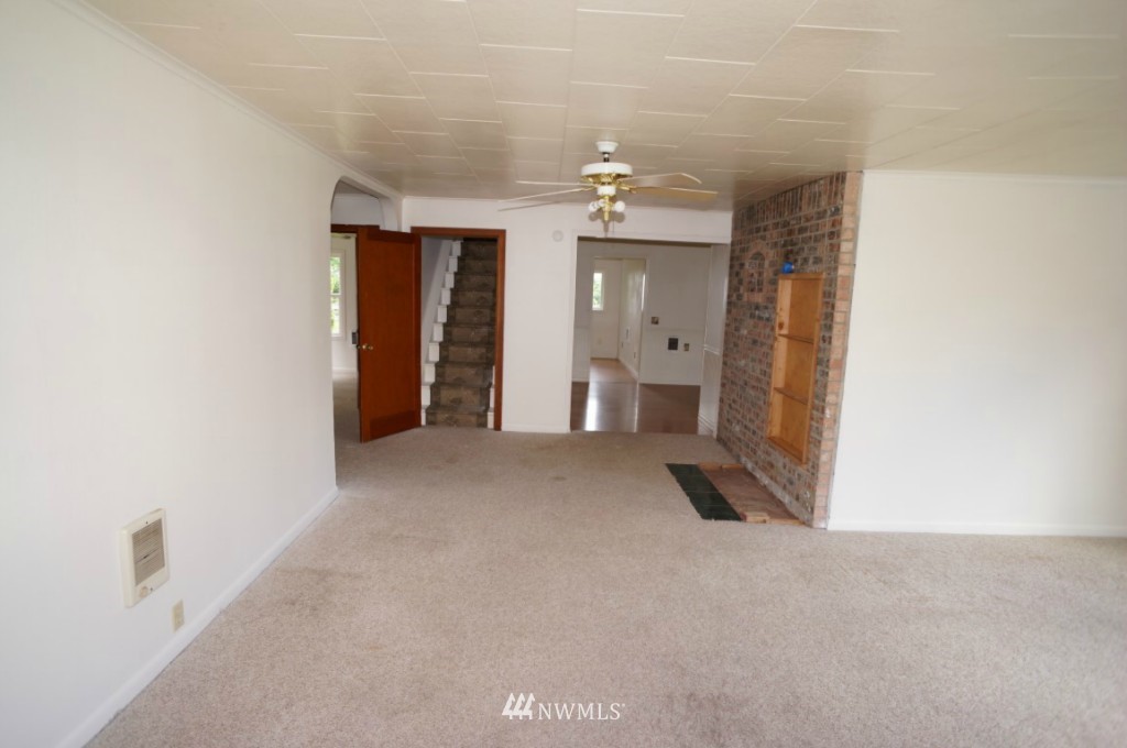 550 Beebe Road East Castle Rock, WA 98611 - Photo 6 of 15 Gallery Image 6