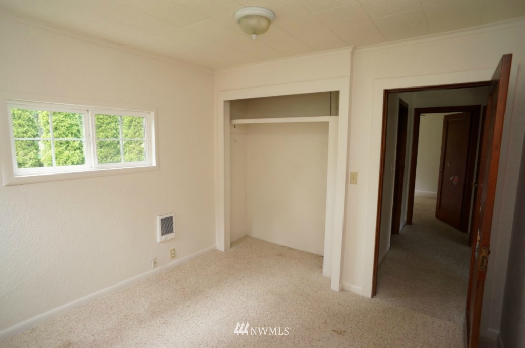 550 Beebe Road East Castle Rock, WA 98611 - Photo 7 of 15 Gallery Image 7