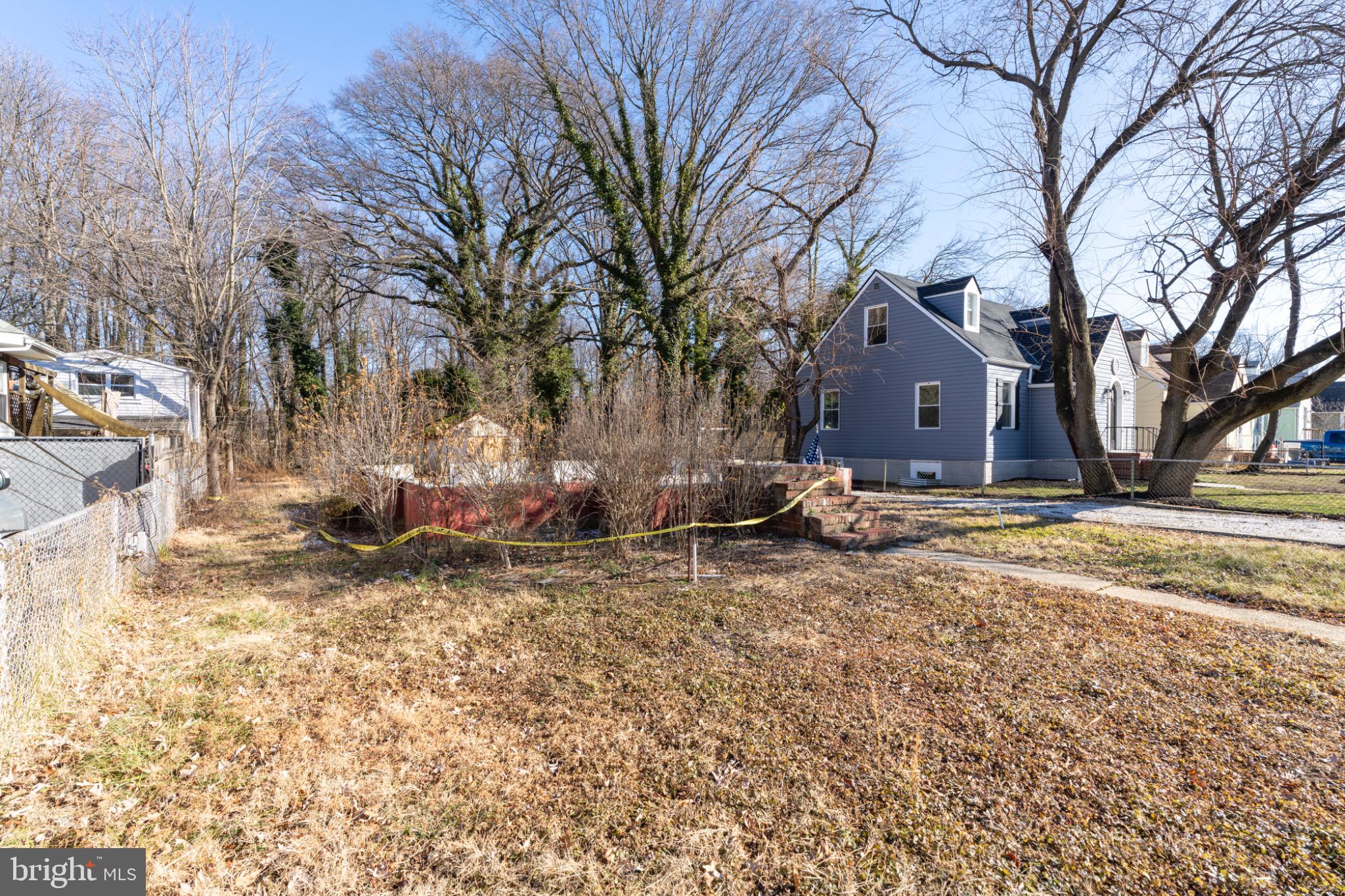 25 Pelczar Avenue Baltimore, MD 21221 - Photo 3 of 14 Charming lot with potential for new beginnings.