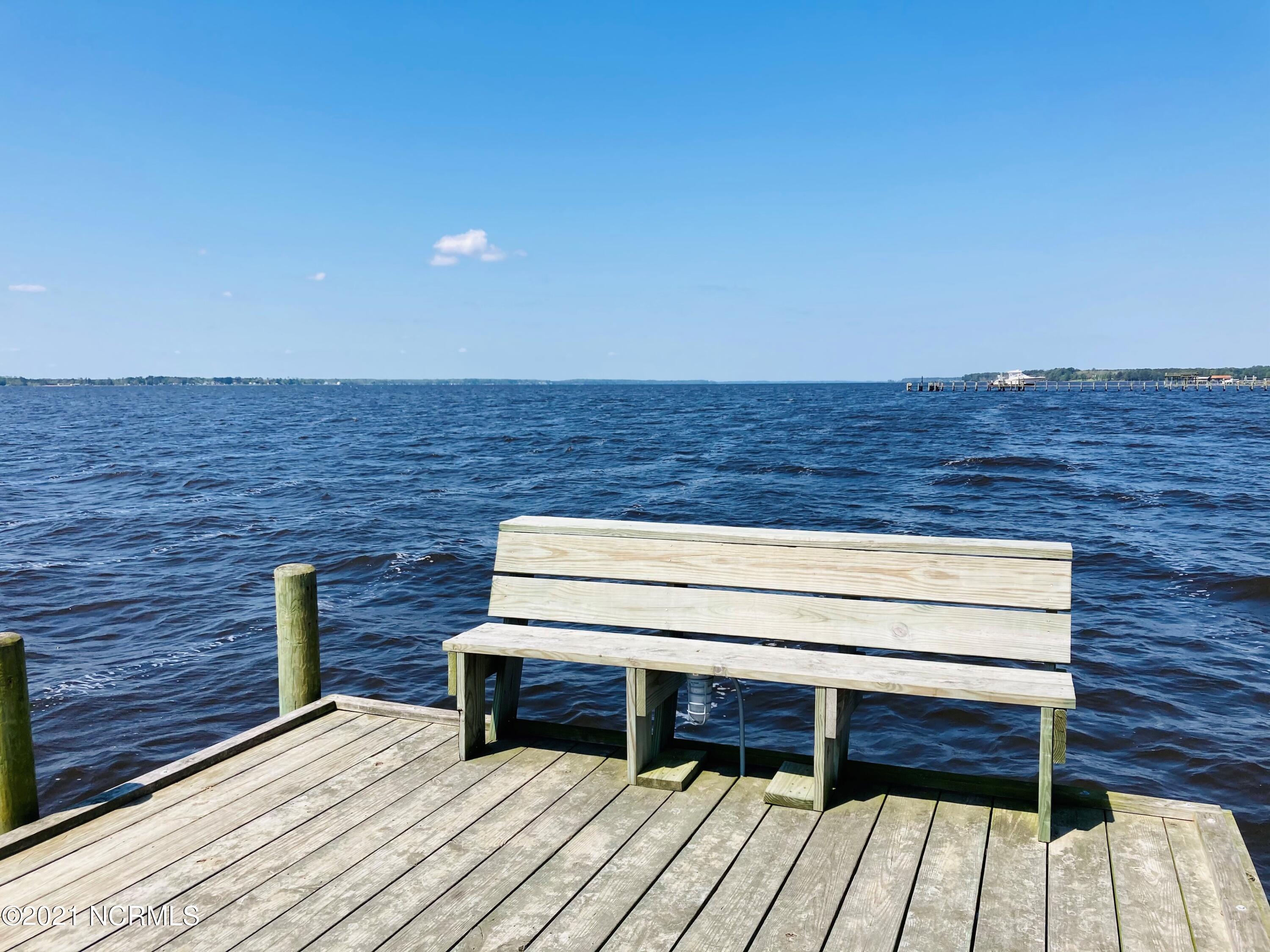 1491 Bayview Road Bath, NC 27808 - Photo 14 of 75 Bayview - Bench at Pier's End