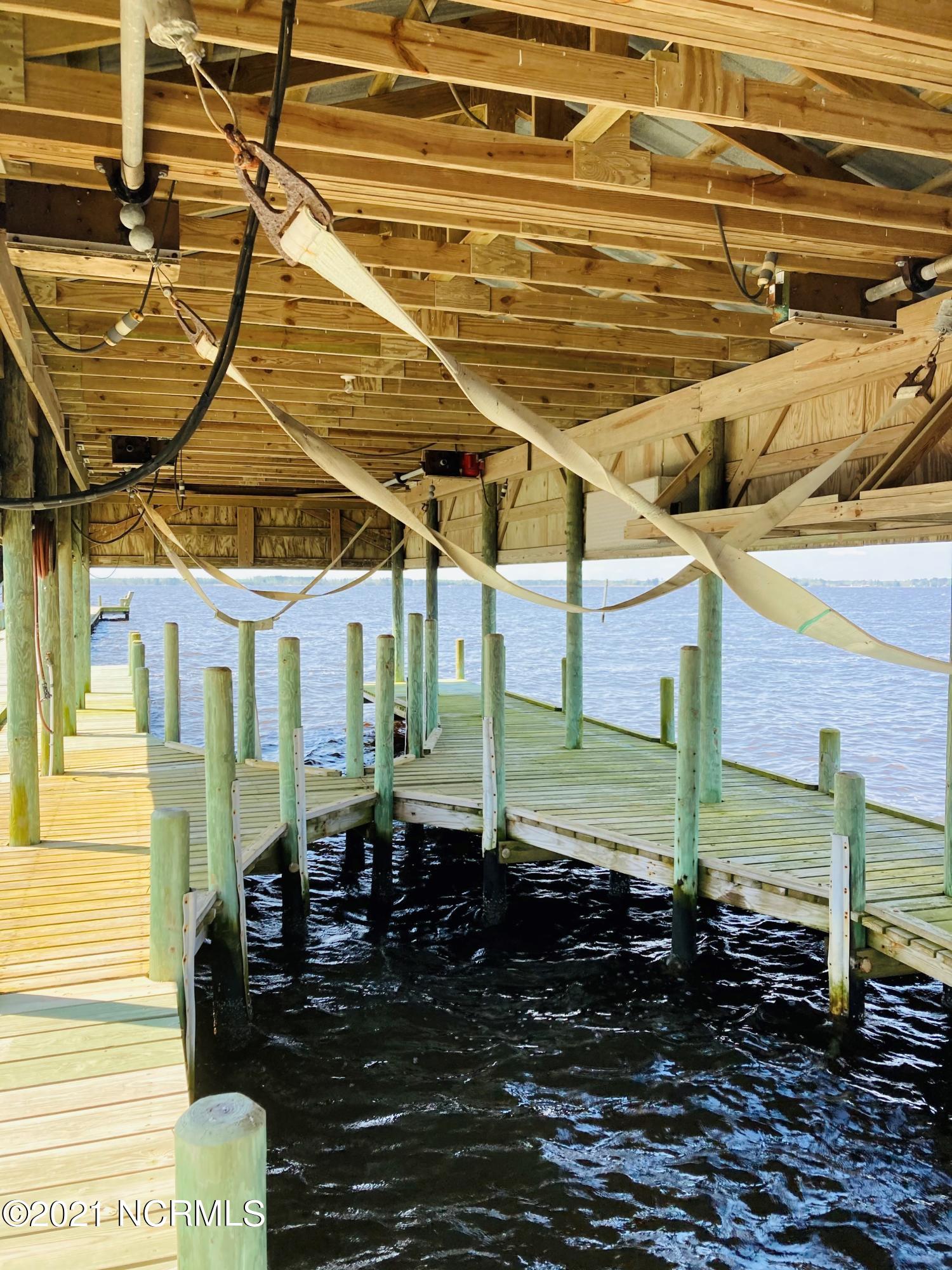 1491 Bayview Road Bath, NC 27808 - Photo 18 of 75 Bayview - Boathouse 1 Lifts