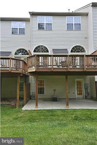 13606 Mills Farm Road Rockville, MD 20850 - Photo 29 of 30 View of the backyard!