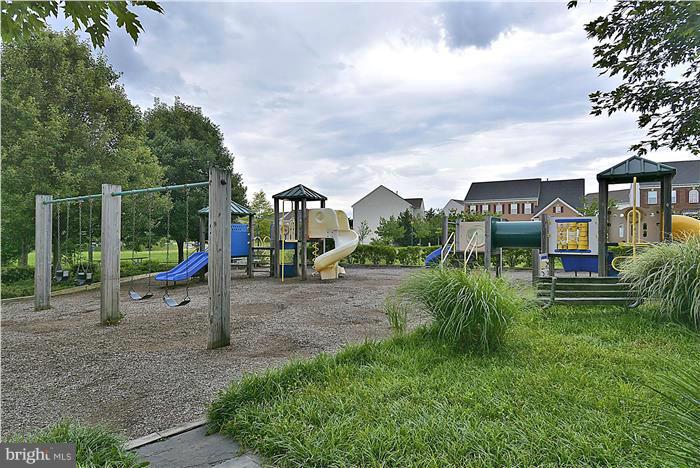 13606 Mills Farm Road Rockville, MD 20850 - Photo 30 of 30 Community Playground
