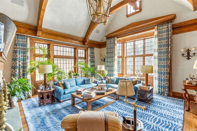 $28,000,000 | 6 A Spring Hill Lane, Old Westbury, NY 11568