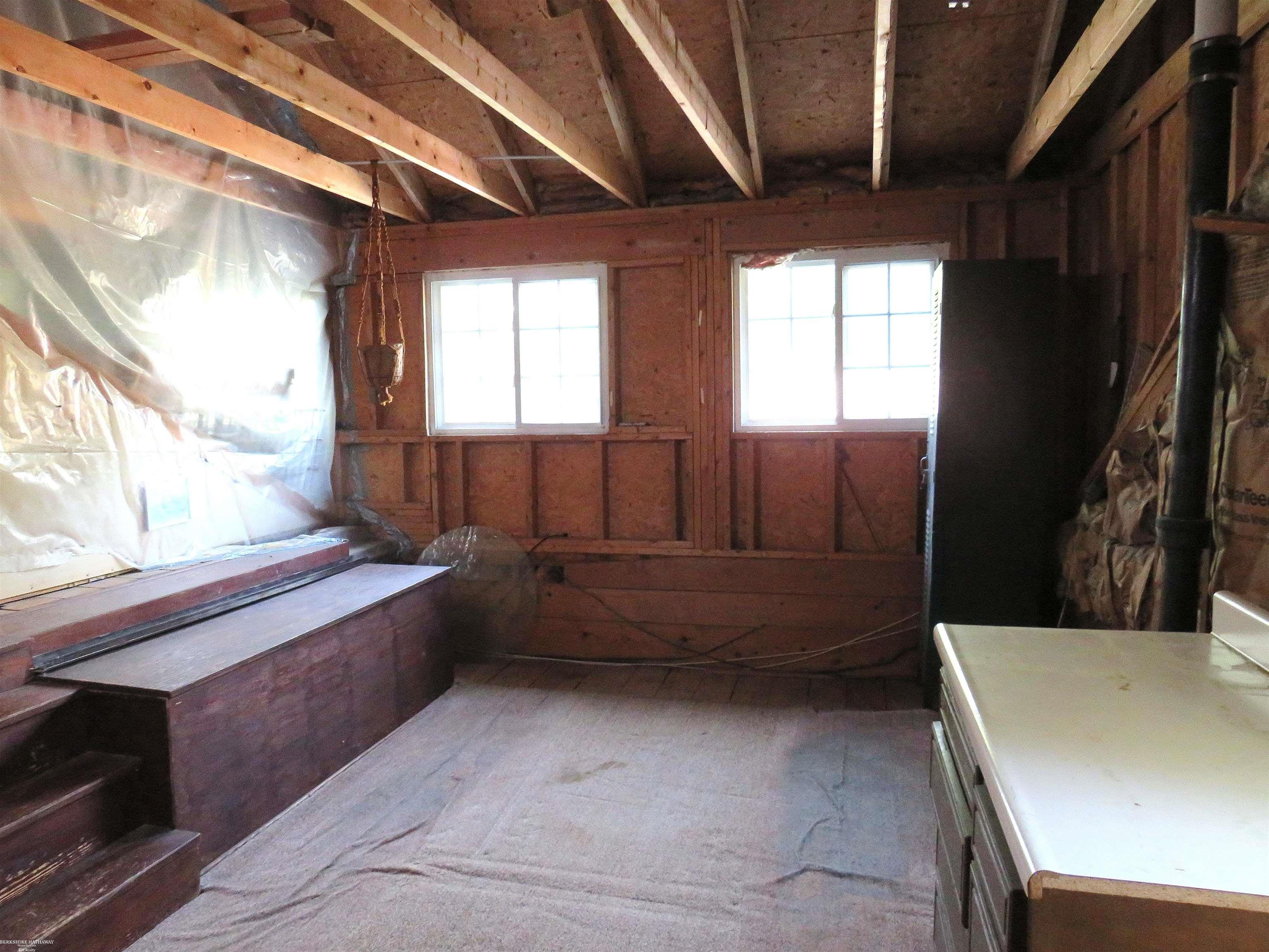 42501 Utica Road Sterling Heights, MI 48314 - Photo 15 of 17
