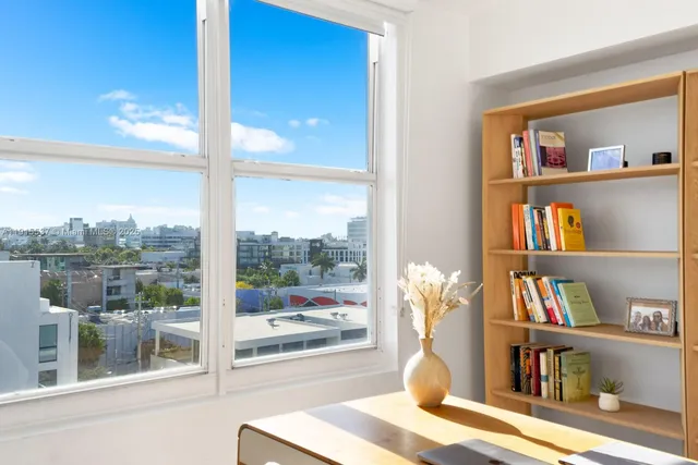 $5,700 | 1800 Sunset Harbour Drive, Unit 803, Miami Beach, FL 33139