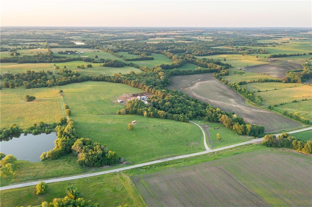 1318 Northwest 911p Road Blairstown, MO 64726 - Photo 15 of 99