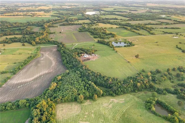 $524,900 | 1318 Northwest 911p Road, Blairstown, MO 64726