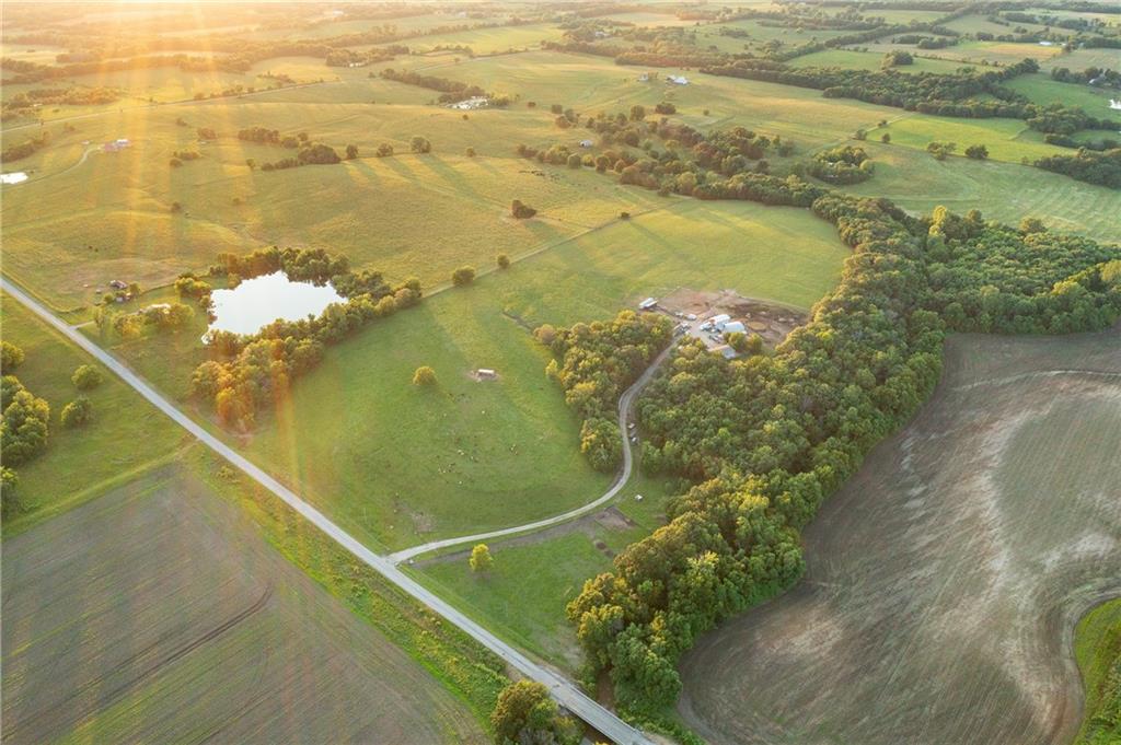 1318 Northwest 911p Road Blairstown, MO 64726 - Photo 3 of 99