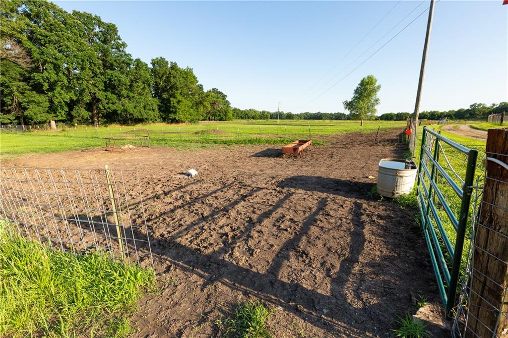 1318 Northwest 911p Road Blairstown, MO 64726 - Photo 36 of 99