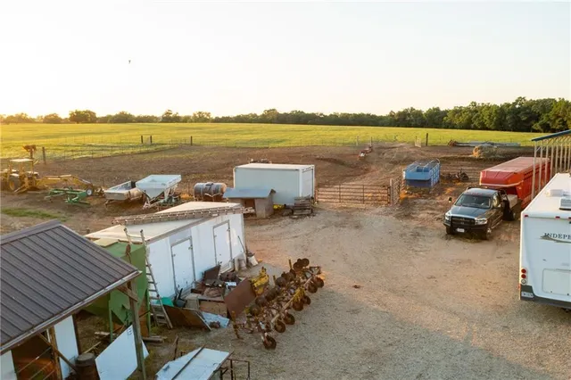 $524,900 | 1318 Northwest 911p Road, Blairstown, MO 64726