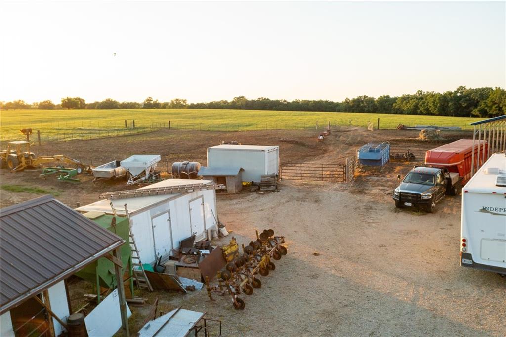 1318 Northwest 911p Road Blairstown, MO 64726 - Photo 4 of 99