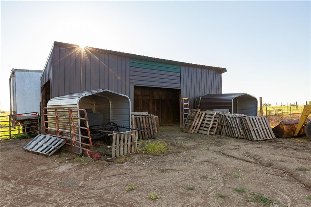 1318 Northwest 911p Road Blairstown, MO 64726 - Photo 43 of 99