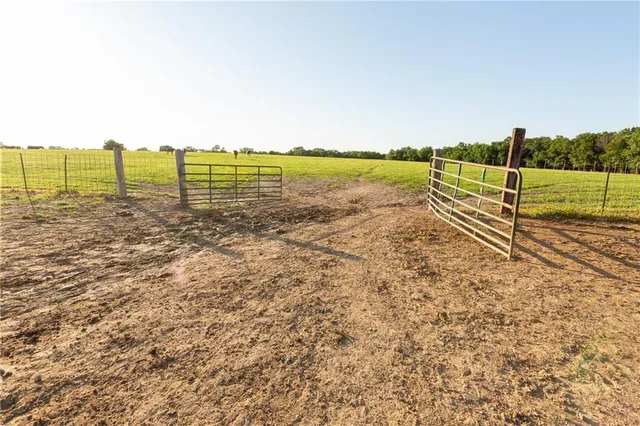 $524,900 | 1318 Northwest 911p Road, Blairstown, MO 64726