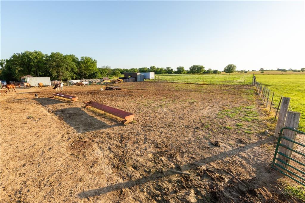 1318 Northwest 911p Road Blairstown, MO 64726 - Photo 53 of 99