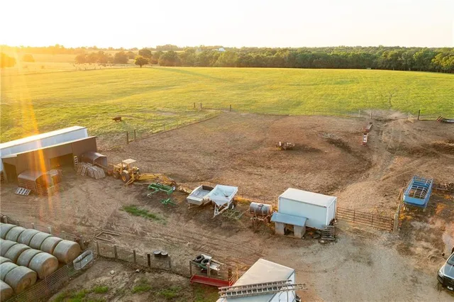 $524,900 | 1318 Northwest 911p Road, Blairstown, MO 64726