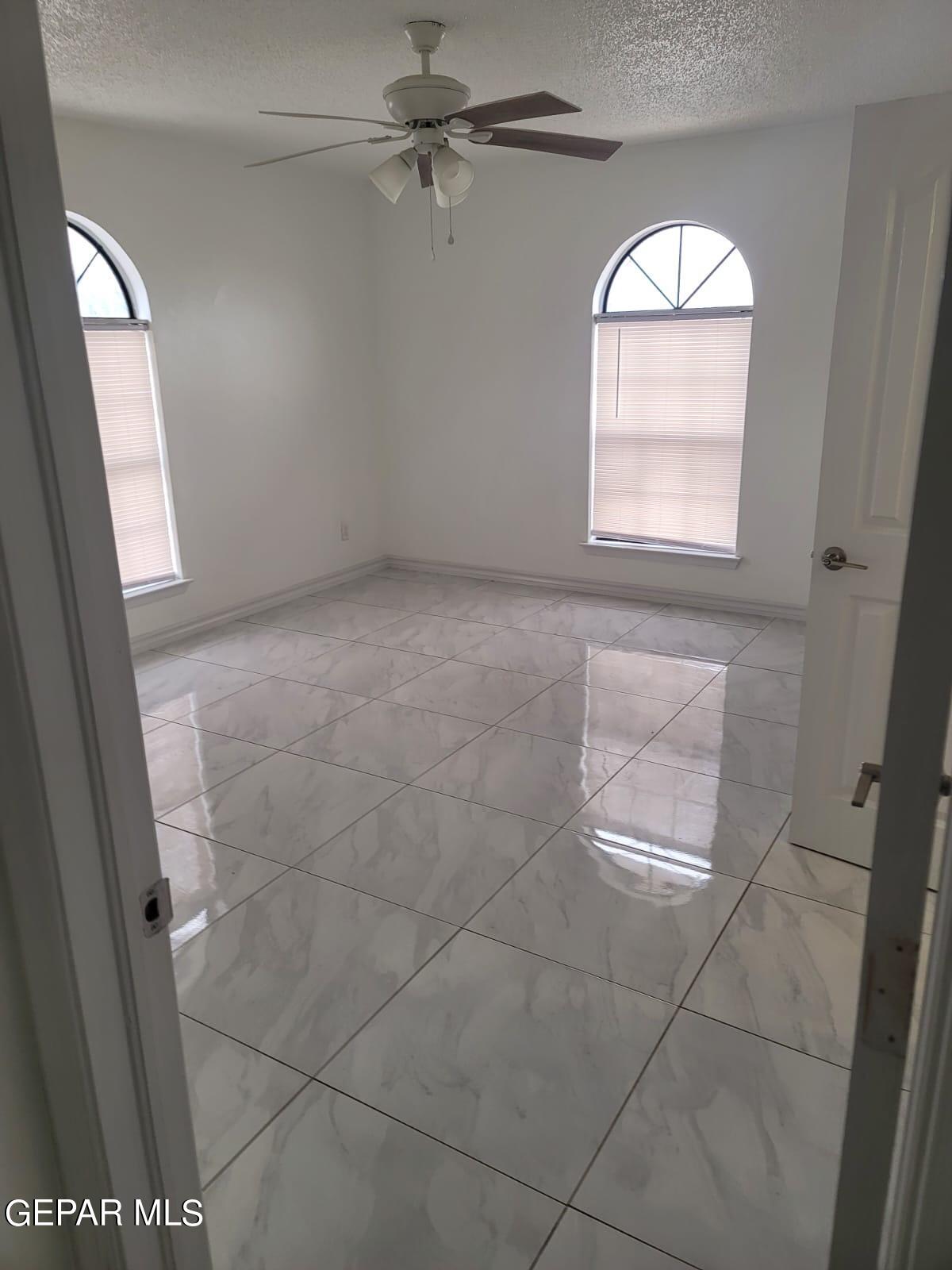 324 Valley Fair Way El Paso, TX 79907 - Photo 58 of 82 aa8910f1-d41e-4f85-8828-f378d0bef8ab