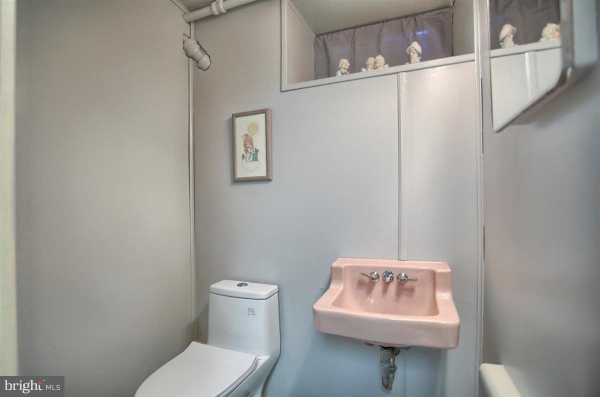 7362 Ryers Avenue Philadelphia, PA 19111 - Photo 36 of 41 Half bath downstairs