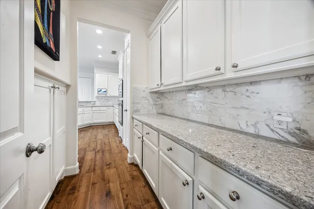 $885,000 | 518 South Park Grove, Houston, TX 77007