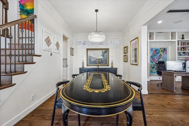 $885,000 | 518 South Park Grove, Houston, TX 77007