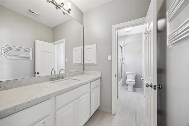 $885,000 | 518 South Park Grove, Houston, TX 77007