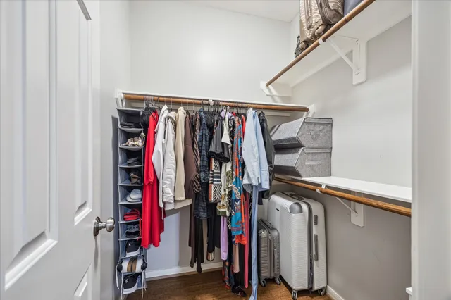 $885,000 | 518 South Park Grove, Houston, TX 77007