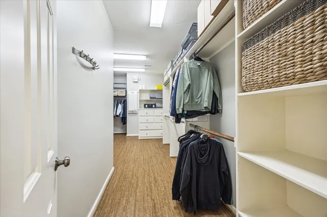 $885,000 | 518 South Park Grove, Houston, TX 77007