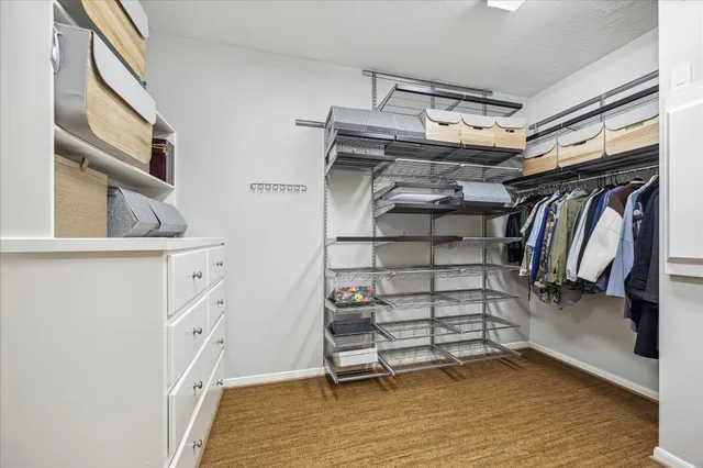 $885,000 | 518 South Park Grove, Houston, TX 77007