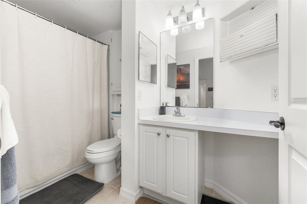 9124 Southwest 51st Road, Unit 302 Gainesville, FL 32608 - Photo 21 of 37 Gallery Image 21