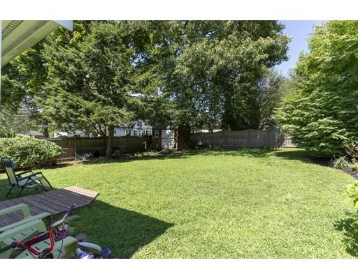 36 Silsbee Road North Andover, MA 01845 - Photo 3 of 33 Gallery Image 3