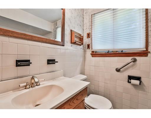 9 Fairmeadow Road Wilmington, MA 01887 - Photo 17 of 27 Gallery Image 17