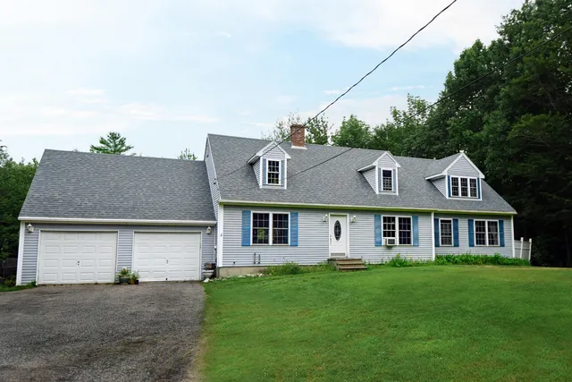 $450,000 | 251 Annabessacook Road, Winthrop, ME 04364