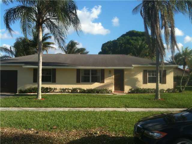 9495 Burlington Place Boca Raton, FL 33434 - Photo 1 of 7 Primary Photo