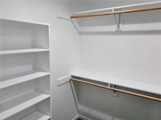 $279,900 | 449 East Market Street, Warrensburg, MO 64093