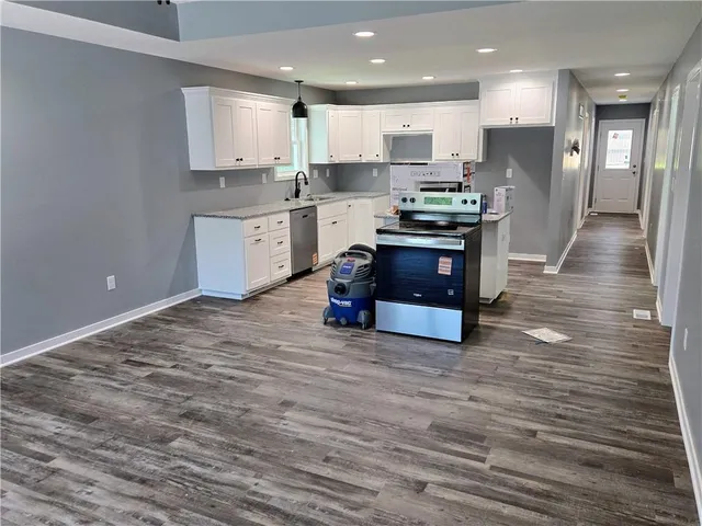 $279,900 | 449 East Market Street, Warrensburg, MO 64093