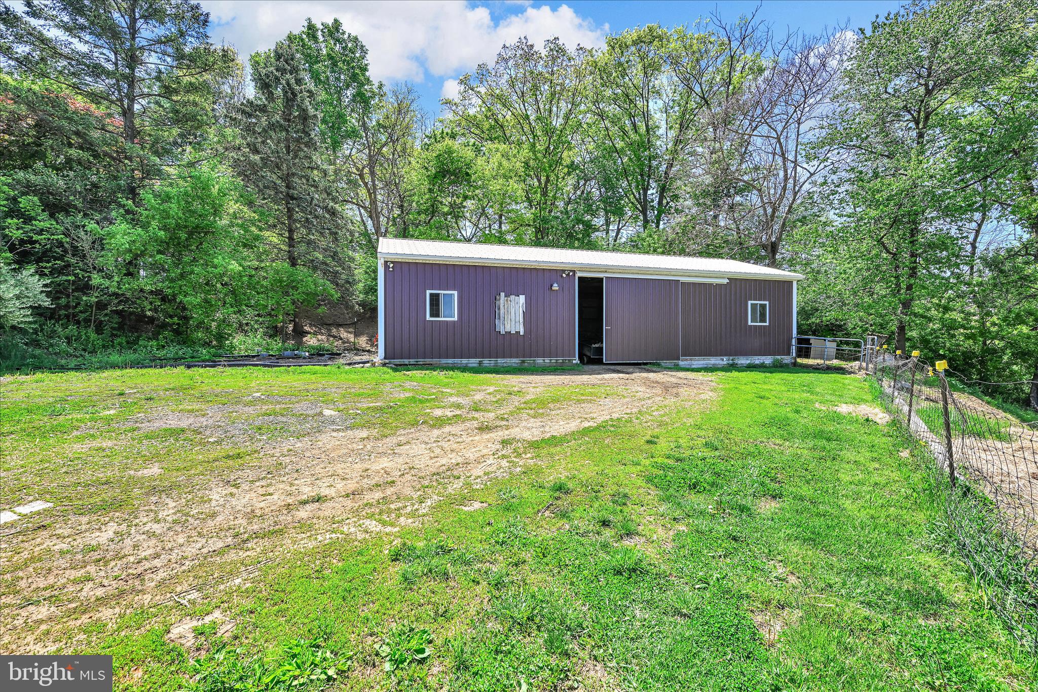 2145 Quarry Road Lebanon, PA 17046 - Photo 43 of 49 Shed