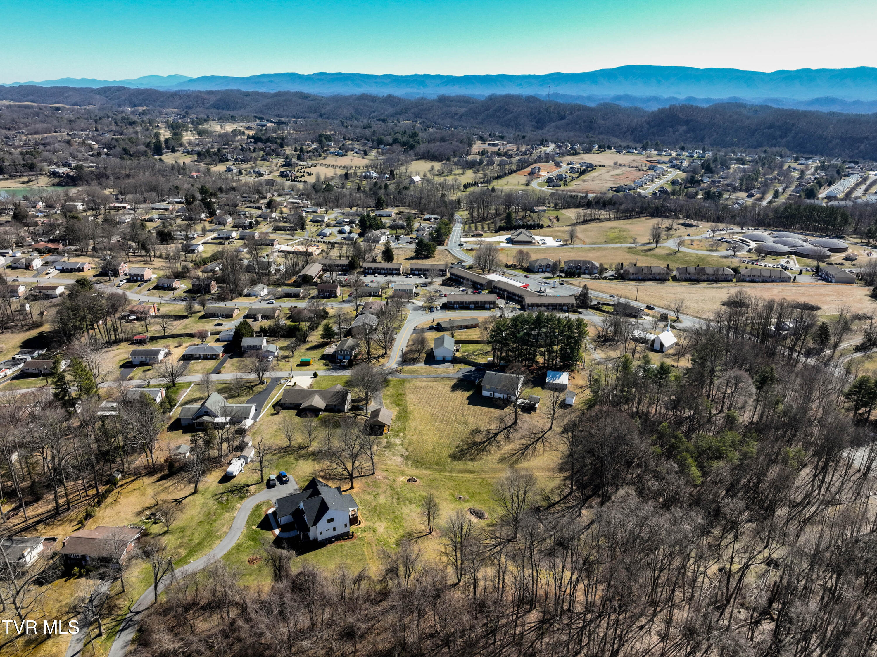 130 Robin Road Bristol, TN 37620 - Photo 91 of 103 Robin Rd Drone-10