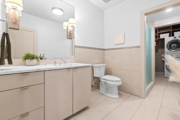 $629,900 | 230 North Kalamazoo Mall, Unit 401, Kalamazoo, MI 49007
