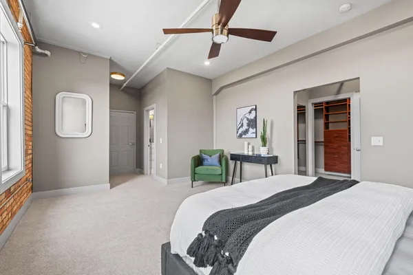 $629,900 | 230 North Kalamazoo Mall, Unit 401, Kalamazoo, MI 49007