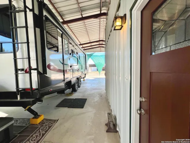 a view of an outdoor space