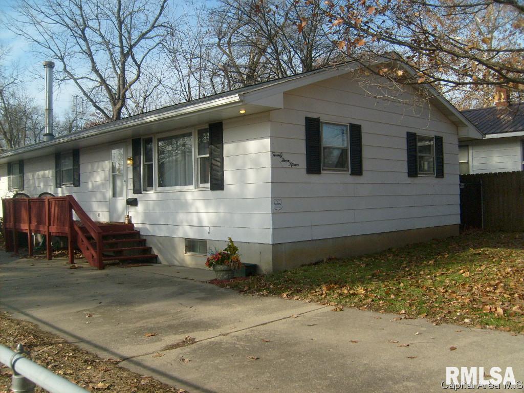 2315 South 15th Street Springfield, IL 62703 - Photo 1 of 26