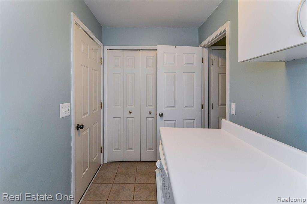 1309 Sleeth Road Commerce Township, MI 48382 - Photo 26 of 34